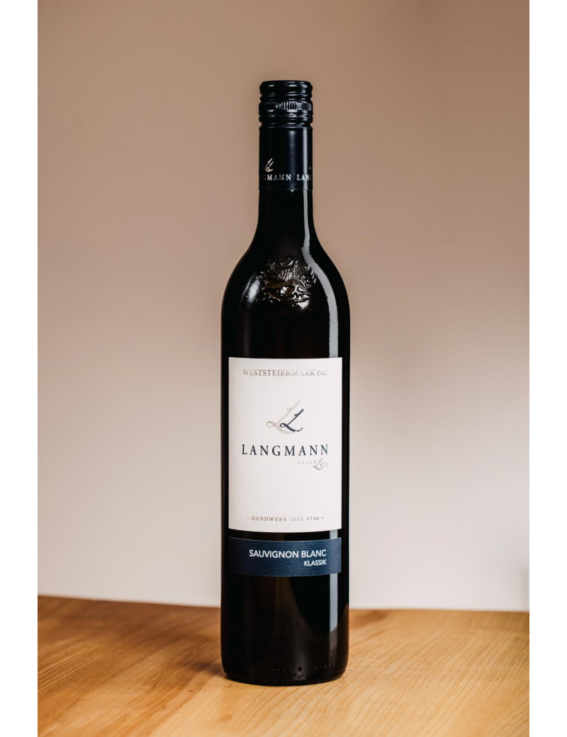 Sauvignon Blanc Klassik DAC vom Weingut Langmann: Jetzt online kaufen! Sauvignon Blanc Klassik DAC vom Weingut Langmann: Jetzt online kaufen!